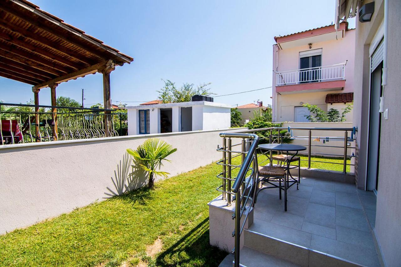 Christodoulos Eleftheria House Nea Vrasna Exterior foto