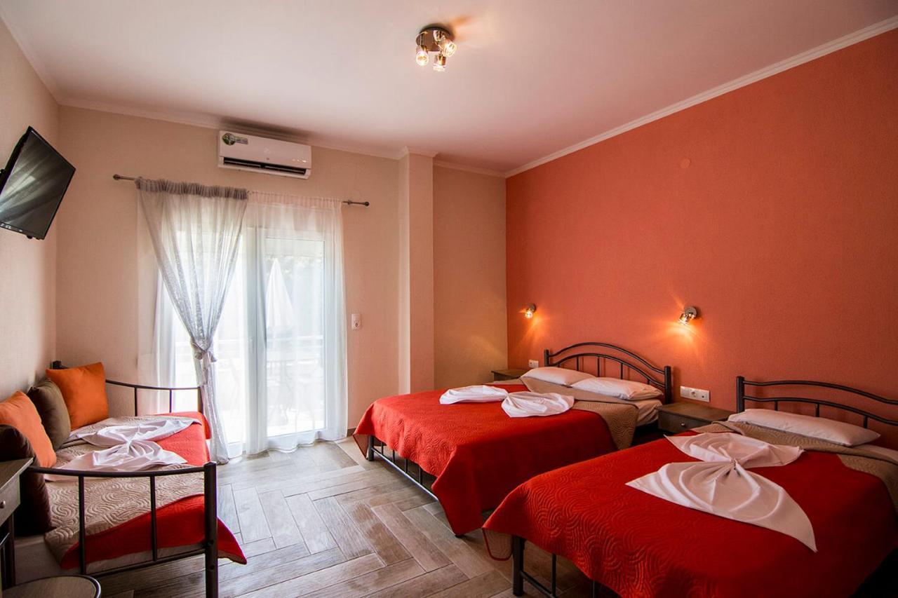 Christodoulos Eleftheria House Nea Vrasna Exterior foto