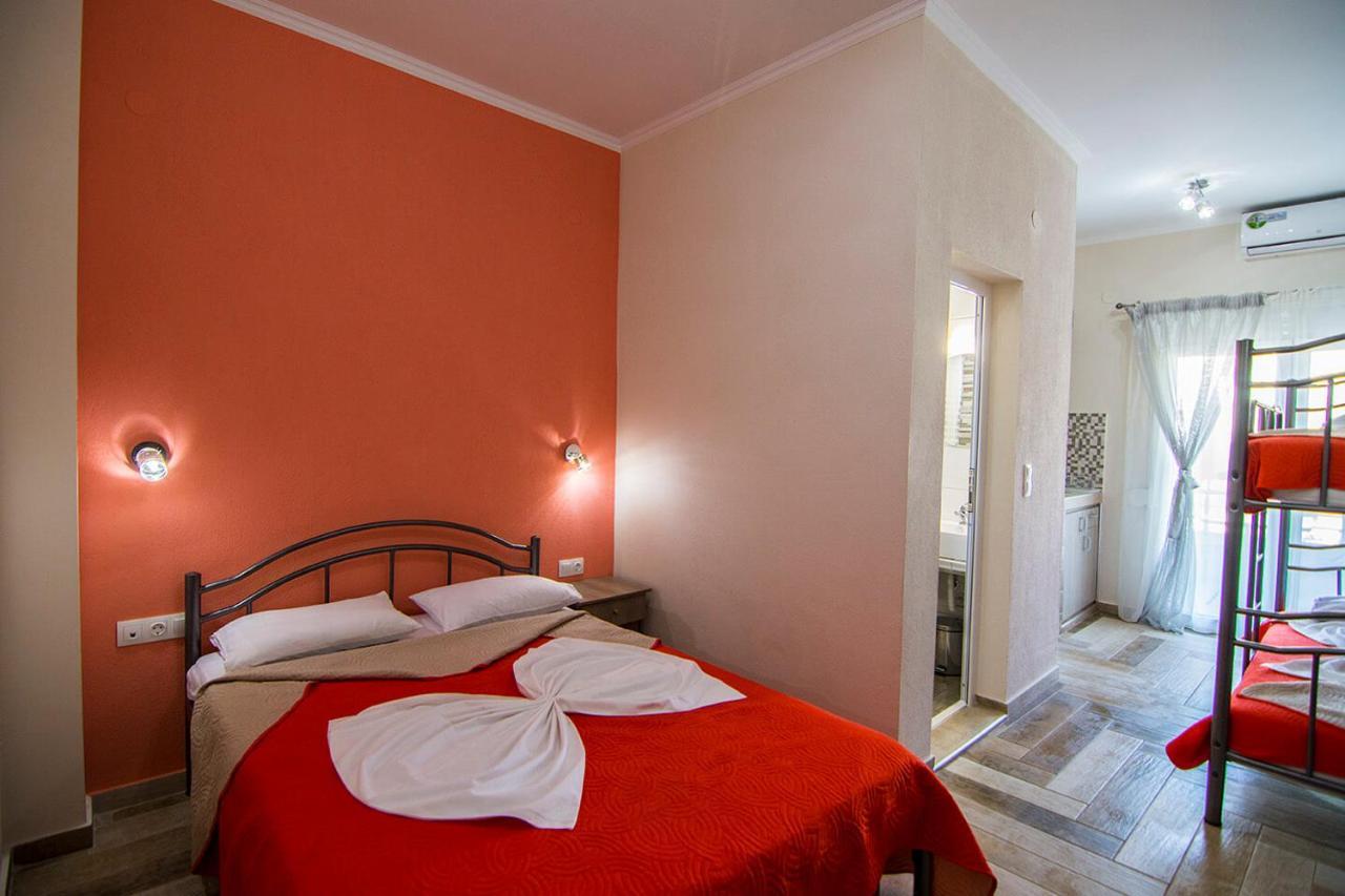 Christodoulos Eleftheria House Nea Vrasna Exterior foto