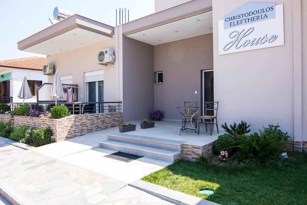 Christodoulos Eleftheria House Nea Vrasna Exterior foto